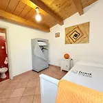 S360 - Sirolo, Cielo Terra Con Corte Esterna *